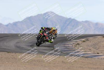 media/Nov-16-2025-Race Pace (Sun) [[8c5fa54630]]/Non Verified Riders (1st 20 Minutes)/6-Turn 12 (2pm)/